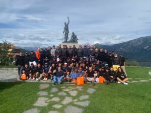 Il gruppo di ciclisti che hanno partecipato al Mobilty Day al Museo del Ghisallo a Magreglio